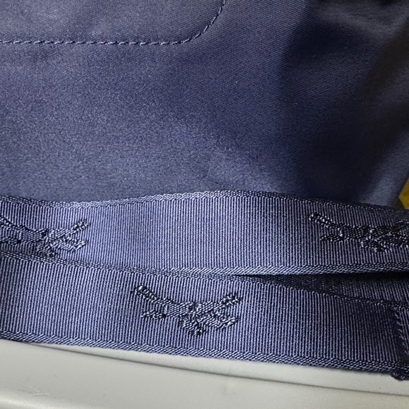 Elegant deep Blue Handbag - Picture 5 of 9